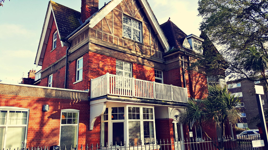 Hove skin clinic exterior